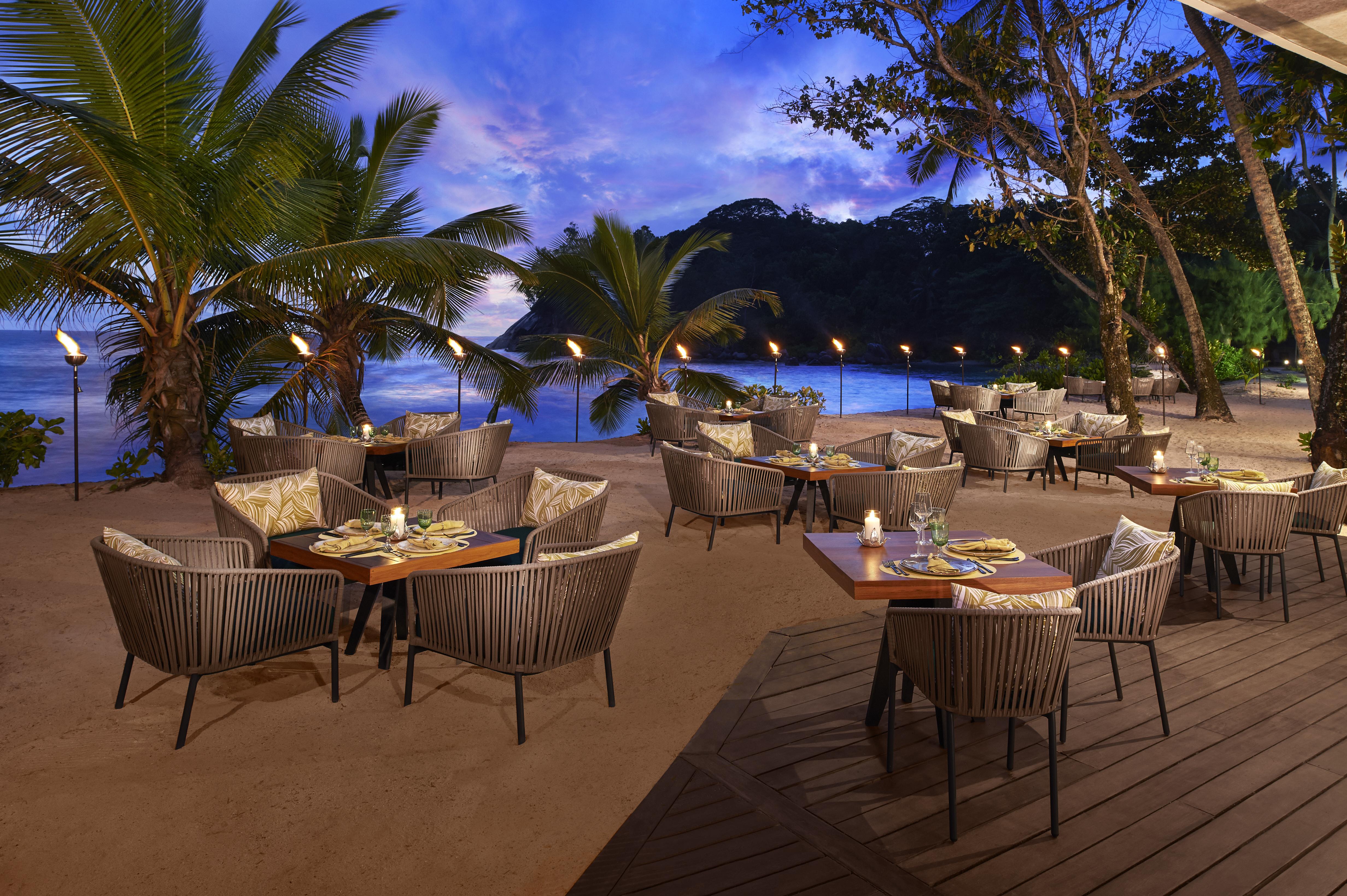 Avani Barbarons Seychelles Resort Grand Anse  Exterior photo