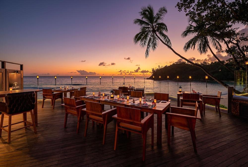 Avani Barbarons Seychelles Resort Grand Anse  Exterior photo