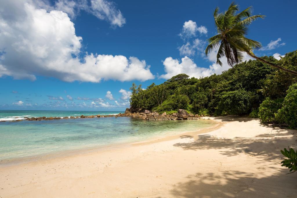 Avani Barbarons Seychelles Resort Grand Anse  Exterior photo